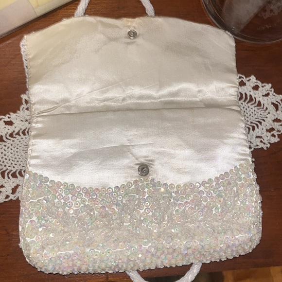 C Vivant & Sarnie Vintage Mid-Century Classic Iridescent Peal and Sequins Purse - Picture 9 of 14